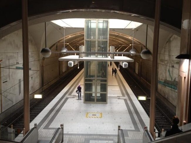 Offenbach-Kaiserlei station - Firebuyer.com