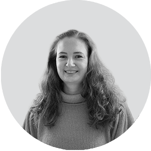 katie circle headshot